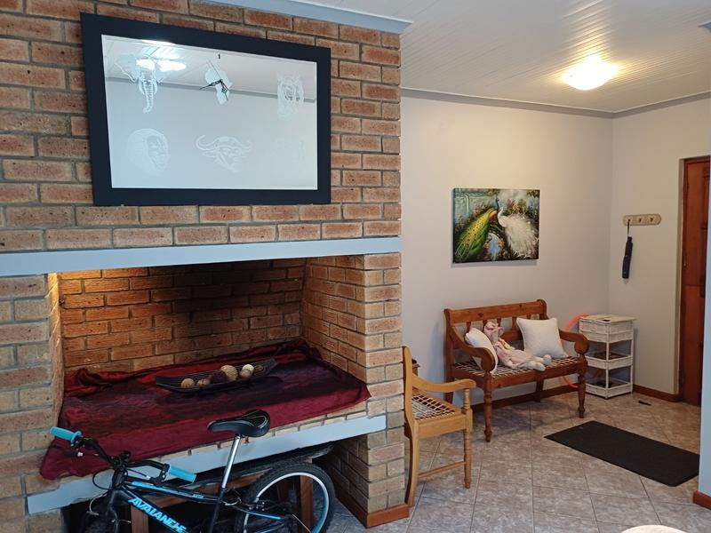 3 Bedroom Property for Sale in De Kelders Western Cape